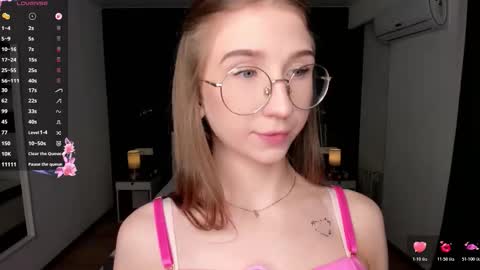 Elizabeth online show from February 25, 7:50 pm