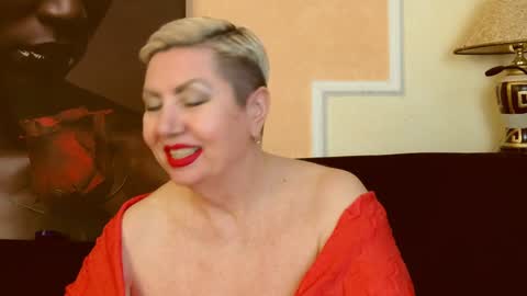 Snapshot of posh_lady chatting on January 29, 1:27 am LADY POSH online show from January 29, 1:27 am
