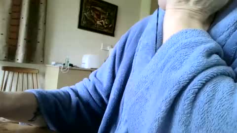 Snapshot of poshman65 chatting on January 16, 10:21 am poshman65 online show from January 16, 10:21 am