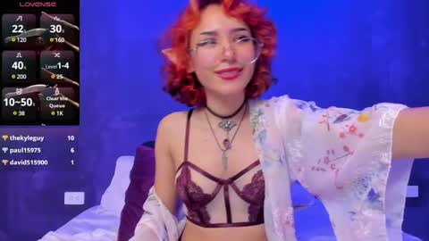 Snapshot of powder__ chatting on February 26, 2:05 pm Powder online show from February 26, 2:05 pm