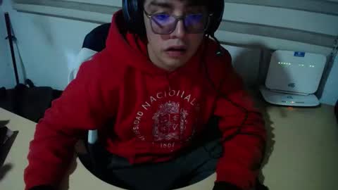 powerfulzeus2 online show from October 11, 3:00 am