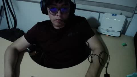 powerfulzeus2 online show from September 10, 4:02 am