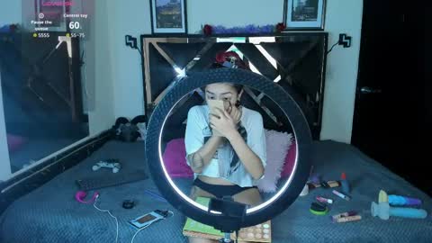 poyson_ivy1 online show from June 2, 12:12 am