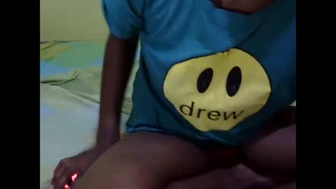 Snapshot of precious_nesh chatting on September 14, 7:21 am precious_nesh online show from September 14, 7:21 am