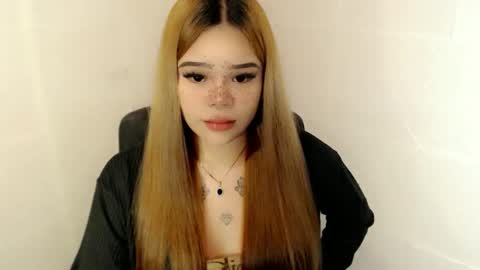 MAXXINE online show from October 23, 5:09 am