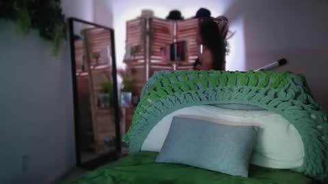 PreeminentJess online show from October 13, 5:42 am