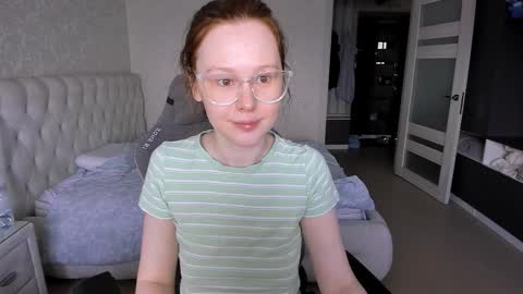 preety_niki online show from March 29, 11:12 am
