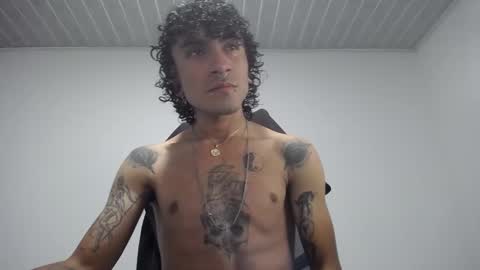 Plux online show from March 6, 7:25 am