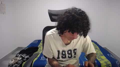 Plux online show from October 19, 4:33 pm