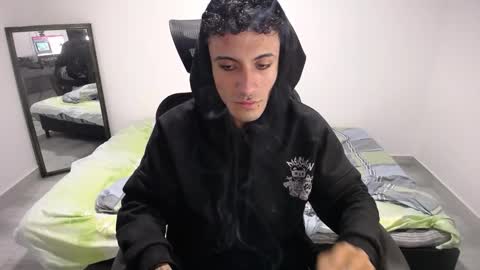 Plux online show from January 11, 3:56 am