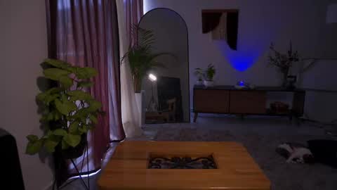 Nayrobi online show from March 3, 7:07 pm