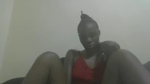 prettiest_doll online show from December 18, 3:24 am