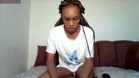 pretty253 online show from March 31, 7:31 am