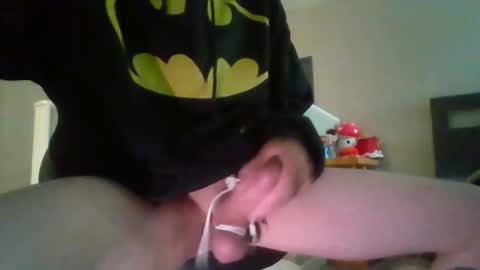 pretty_boy321 online show from May 11, 3:46 am