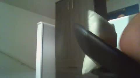 pretty_boy321 online show from December 23, 7:14 am