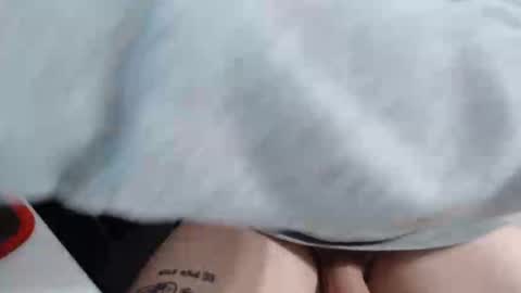 Pretty boy online show from February 16, 7:05 pm