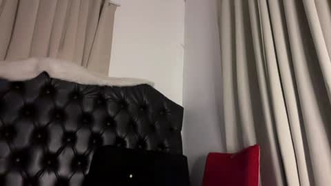 Chikana online show from April 8, 11:57 am