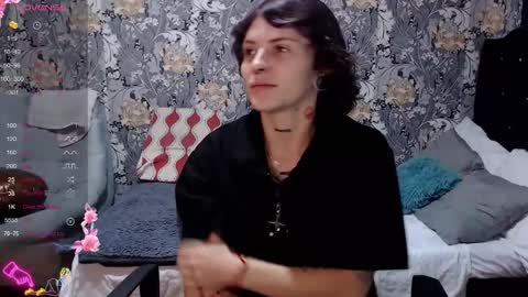 pretty_cristal22 online show from May 30, 12:47 pm