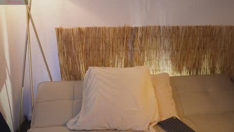 pretty_goddess online show from May 17, 7:56 pm