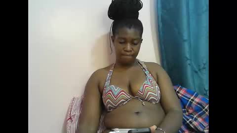 pretty_kylah online show from September 30, 11:21 am