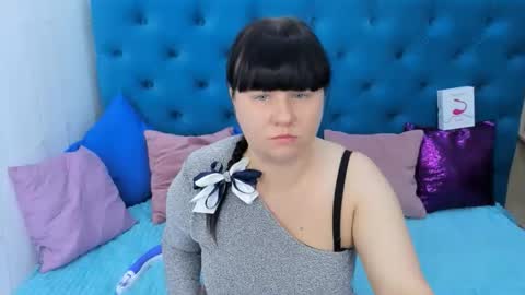 pretty_malika online show from October 7, 1:01 am