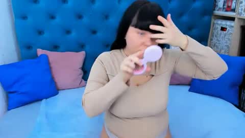 pretty_malika online show from November 24, 4:11 am