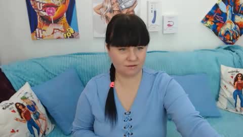 pretty_malika online show from February 26, 5:22 am