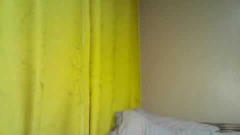 Snapshot of pretty_moh chatting on October 31, 3:45 pm Moh online show from October 31, 3:45 pm