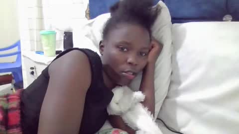 pretty_petite_ebony online show from May 22, 2:29 am