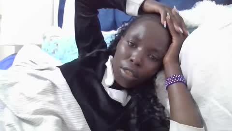 pretty_petite_ebony online show from September 10, 10:22 pm