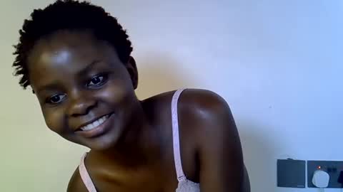 pretty_scooper online show from May 15, 9:39 am
