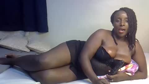 pretty_zio online show from April 15, 7:49 pm