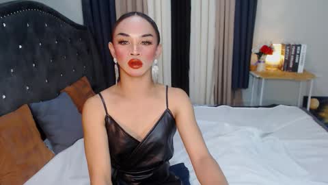 prettyakhira online show from March 5, 2:45 pm