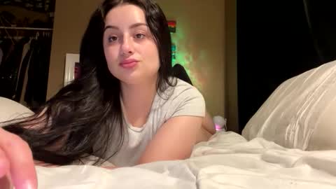 prettybaby22 online show from May 26, 4:40 am