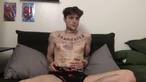Snapshot of prettyboyszn chatting on September 12, 5:53 am pretty boy online show from September 12, 5:53 am