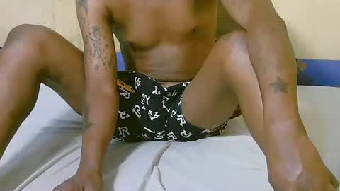 prettyboyz10 online show from September 30, 7:08 am