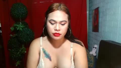 prettydiannara online show from December 16, 1:57 am