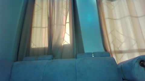 prettydulce online show from September 9, 2:39 pm