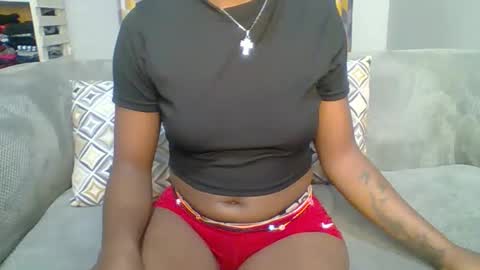 PrettyEla online show from February 13, 2:15 am