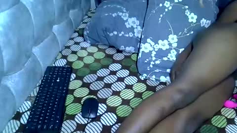 Prettiesexxy online show from May 10, 1:50 pm