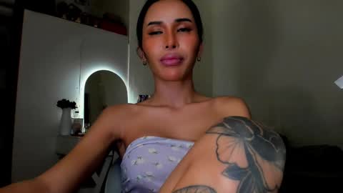 Jovill Mays online show from November 15, 9:44 am