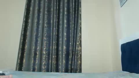 Snapshot of prettyliz1999 chatting on September 22, 12:09 pm Lizzy online show from September 22, 12:09 pm