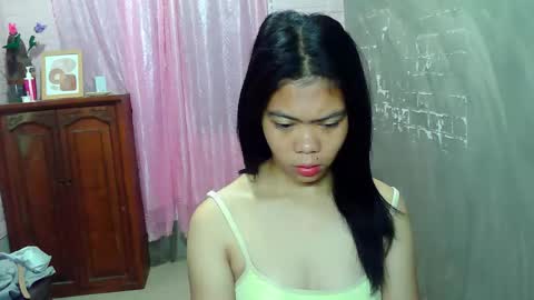 prettypinay_jean online show from December 1, 12:19 am