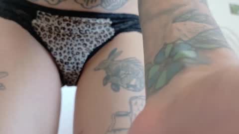 Juli online show from January 17, 6:28 pm