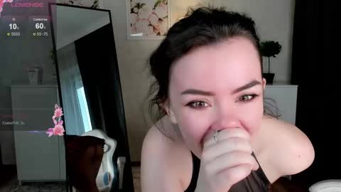 Kitty online show from October 31, 2:34 am