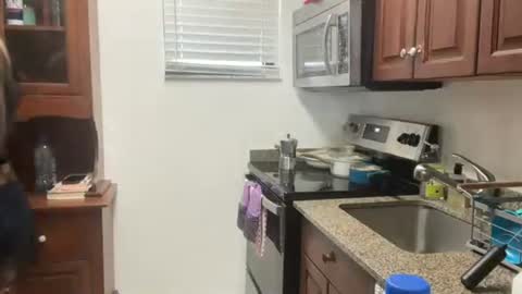 prettyyykittyyy22 online show from April 5, 1:30 pm