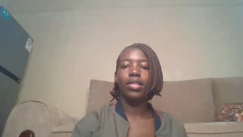 Snapshot of prettyzuzu chatting on September 22, 5:33 am prettyzuzu online show from September 22, 5:33 am