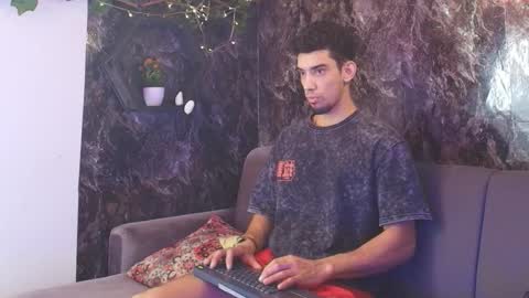 prince_arthur77 online show from February 3, 4:22 pm