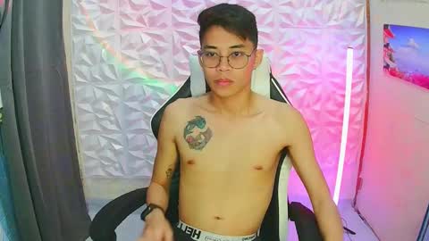 prince_harrison online show from November 13, 8:44 pm