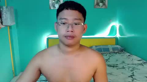 prince_valx online show from May 1, 11:10 pm